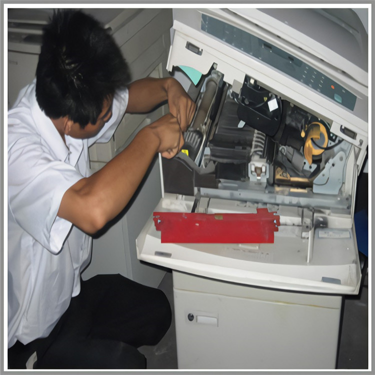 武昌火車(chē)站附近，專業(yè)、便捷、誠(chéng)實(shí)的電腦上門(mén)維修服務(wù)